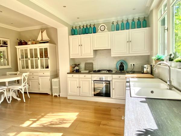 Vente Maison de luxe Croix 8 Pièces 230 m²
