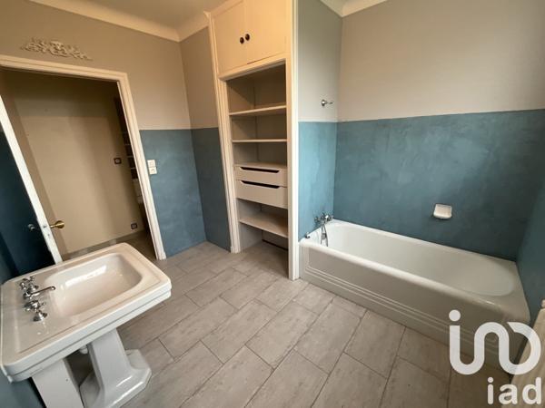 Maison à vendre 7 pièces 181 m² Bonneuil-Matours