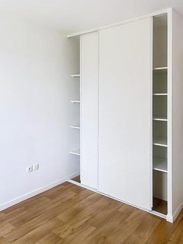 2P en dernier étage avec parking et terrasse dans une résidence de 2014