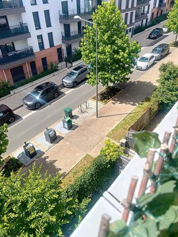 2P en dernier étage avec parking et terrasse dans une résidence de 2014