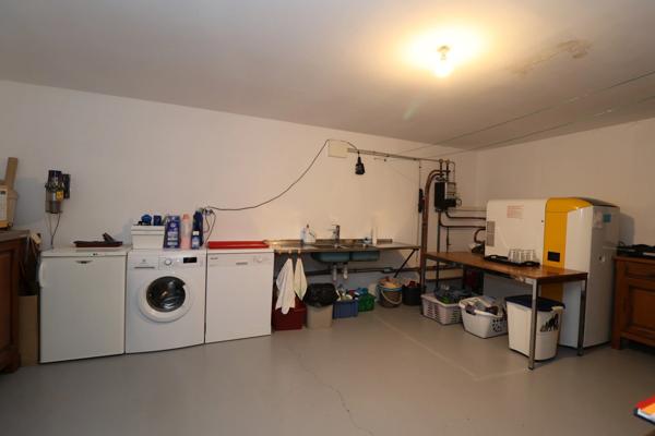 A vendre à SAINT HYMETIERE (39) Très belle maison de village