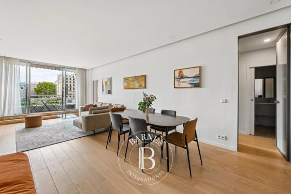 Paris 16ème, Appartement 1 Chambre -  87 m² à vendre