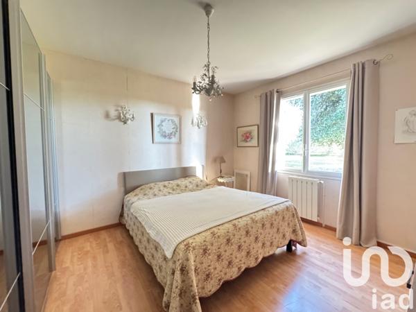 Maison à vendre 6 pièces 117 m² Sérignan-du-Comtat