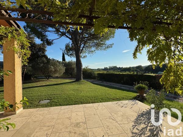Maison à vendre 6 pièces 117 m² Sérignan-du-Comtat