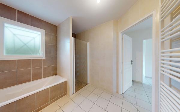 Maison à vendre    5 pièces •  Cadaujac