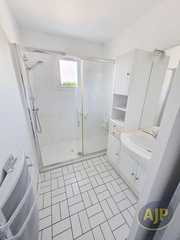 Maison à louer Pont Saint Martin : 4 pièces, 88m² avec 3 chambre(s) à 947€ - AJP Immobilier Rezé