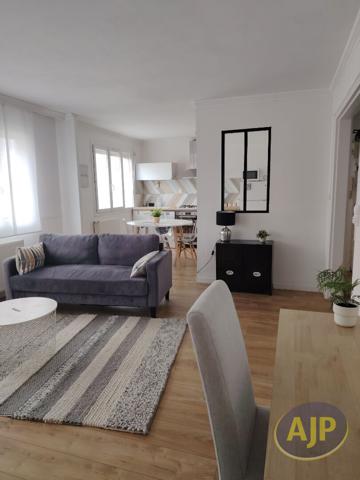 Appartement à louer Saint Brieuc : 3 pièces, 62m² avec 2 chambre(s) à 690€ - AJP Immobilier Nantes Ouest