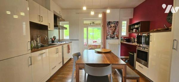 Maison bourgeaoise en pierres rénovée - 5 chambres - sous sol