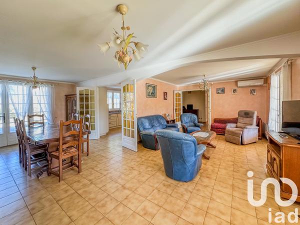 Maison à vendre 6 pièces 122 m² Roquebrune-sur-Argens