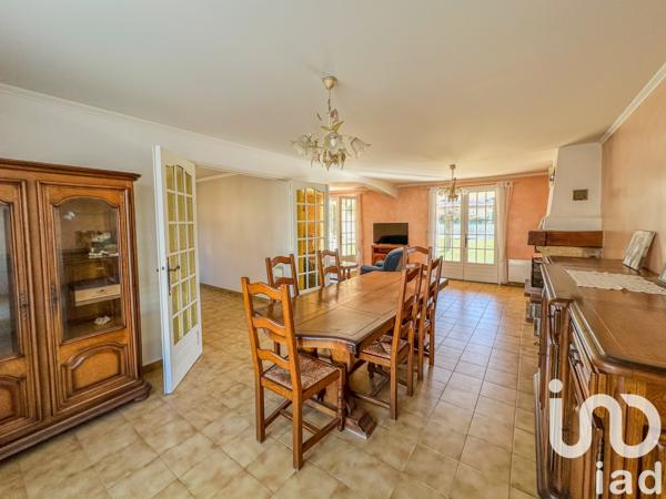 Maison à vendre 6 pièces 122 m² Roquebrune-sur-Argens