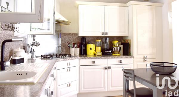 Maison à vendre 5 pièces 120 m² Saint-Maximin-la-Sainte-Baume