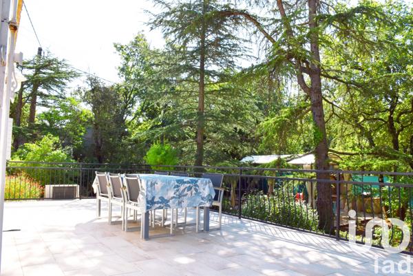 Maison à vendre 5 pièces 120 m² Saint-Maximin-la-Sainte-Baume