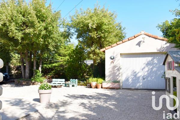 Maison à vendre 5 pièces 120 m² Saint-Maximin-la-Sainte-Baume