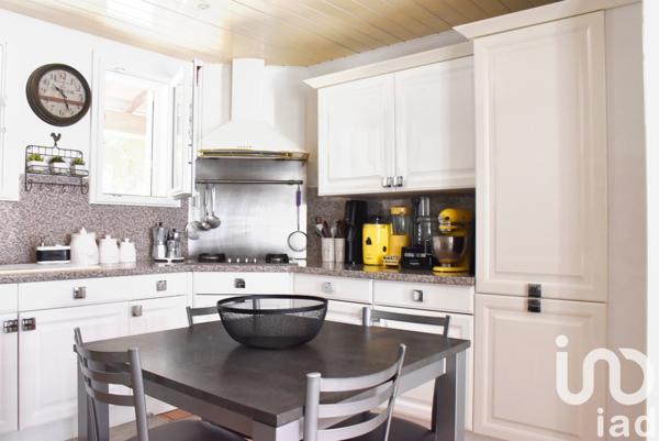 Maison à vendre 5 pièces 120 m² Saint-Maximin-la-Sainte-Baume