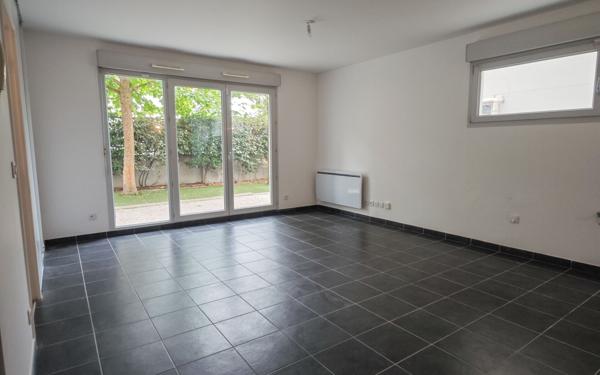 Appartement à vendre    3 pièces • 59,95 m2 Lyon 8