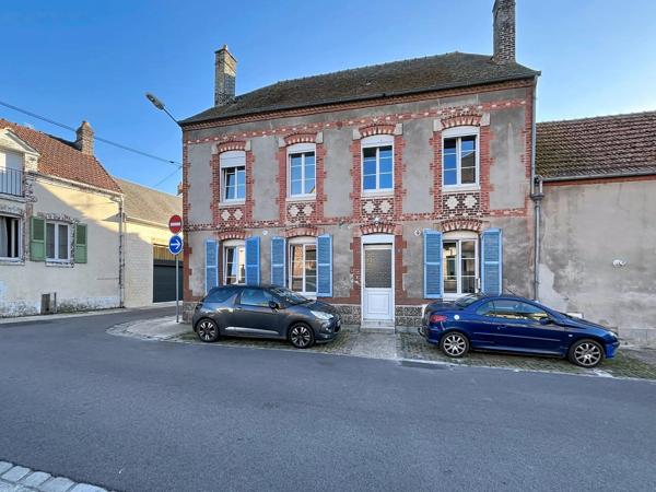Location                                                      Maison
                        
                     5 pièces                      112 m2                     à Bruyères-Et-Montbérault