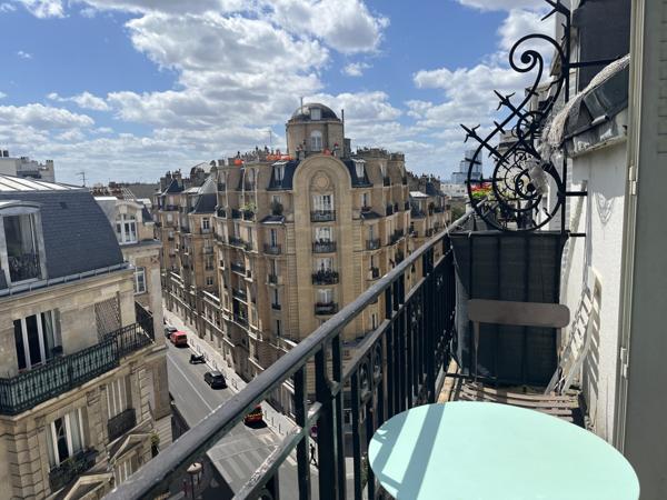 Paris (75018) Studio sur panoramique Butte Montmartre/Palais Justice Porte Clichy !