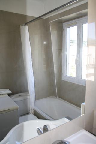 Paris (75018) Studio sur panoramique Butte Montmartre/Palais Justice Porte Clichy !