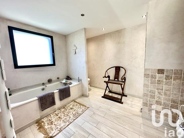 Maison à vendre 8 pièces 283 m² Le Plan-de-la-Tour