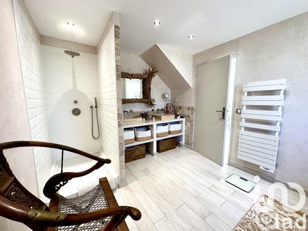 Maison à vendre 8 pièces 283 m² Le Plan-de-la-Tour