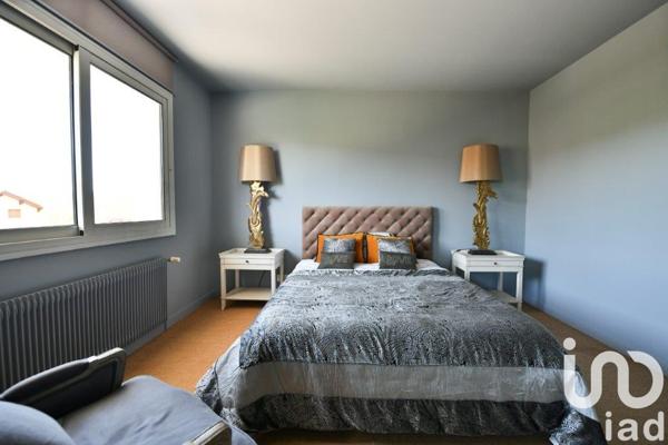 Maison à vendre 7 pièces 265 m² Oyonnax