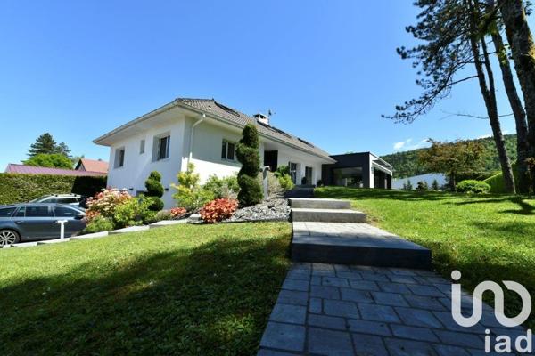 Maison à vendre 7 pièces 265 m² Oyonnax