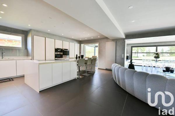 Maison à vendre 7 pièces 265 m² Oyonnax