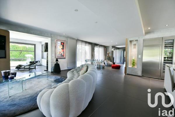 Maison à vendre 7 pièces 265 m² Oyonnax