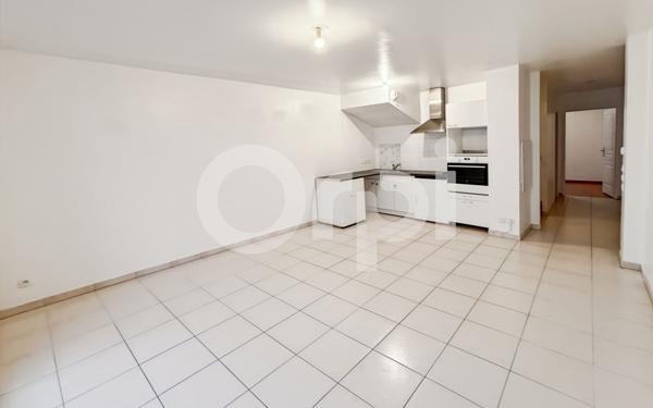 Appartement à vendre    3 pièces • 68 m2 Dammartin-en-Goële