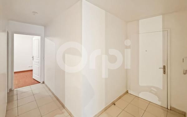 Appartement à vendre    3 pièces • 68 m2 Dammartin-en-Goële