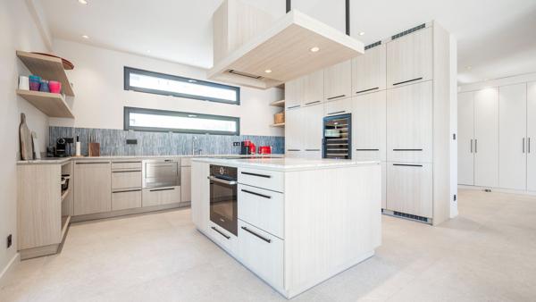 Vente Villa de luxe Sainte-Maxime 10 Pièces 440 m²