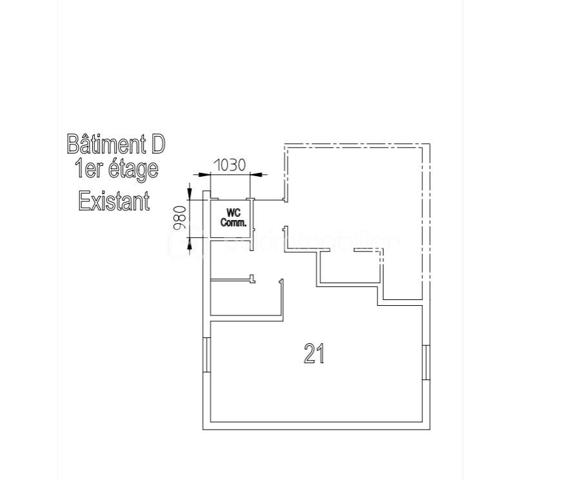 À découvrir sans attendre ! Charmant studio de 24 m², situé au 1er étage d’une petite copropriété bien entretenue, au calme dans la cour intérieure, sans voisin au-dessus. À seulement 13 minutes à pied du métro Mairie des Lilas, dans un quartier vivant, agréable et très bien desservi.
Description du bien :
- Entrée
- Séjour lumineux avec cuisine ouverte
- Salle d’eau avec WC
- WC privé supplémentaire (1 m²) sur le palier, propriété exclusive de l’appartement – idéal pour agrandir la salle de bain ou repenser l’aménagement
- Cave à vélos fermée a clés sécurisée 
- Chauffage individuel au gaz

Un projet d’aménagement (photo disponible) illustre la future intégration du WC privatif dans l’appartement.
 Les atouts :
- Calme absolu (situé à l’intérieur de la cour)
- Aucun voisin au-dessus
- Petite copropriété conviviale
- Faibles charges
- Potentiel d’aménagement et de valorisation
 Environnement :
Quartier recherché, agréable et dynamique : commerces, marché, écoles, transports et espaces verts à proximité immédiate.
 Idéal pour :
Investissement locatif, résidence principale ou premier achat.

Taxe foncière 747e