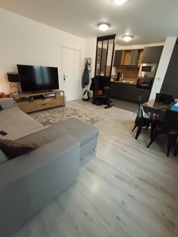 Somptueux Appartement 2P Résidence Récente au pied de la Gare de Pontoise