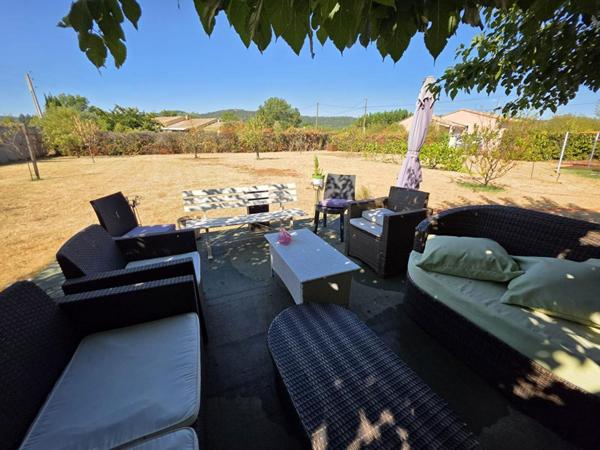 Maison de Plain-pied - 90 m² - au calme