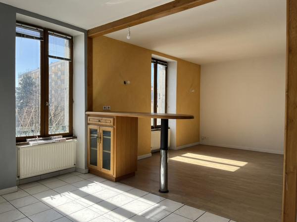 Vente / Appartement T6
