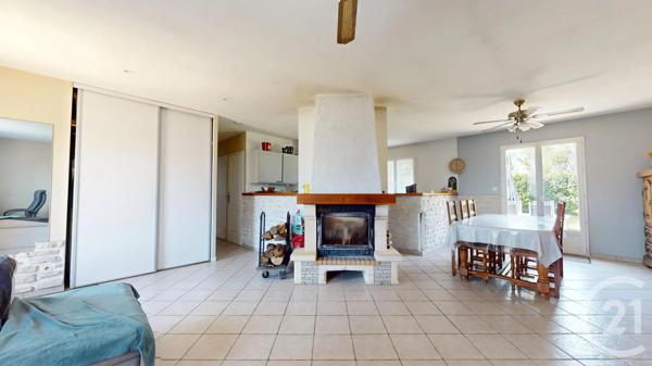 Maison à vendre  5 pièces - 131,35 m 2   SEZANNE  - 51