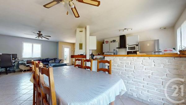 Maison à vendre  5 pièces - 131,35 m 2   SEZANNE  - 51