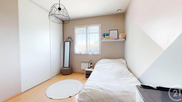 Maison à vendre  5 pièces - 131,35 m 2   SEZANNE  - 51