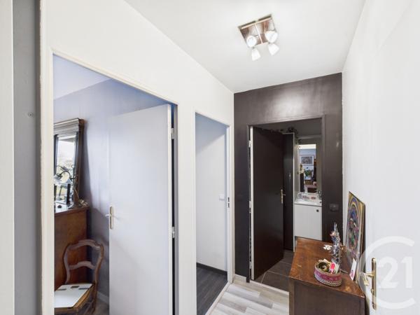 Appartement F3 à vendre  3 pièces - 61 m2 TRAPPES - 78