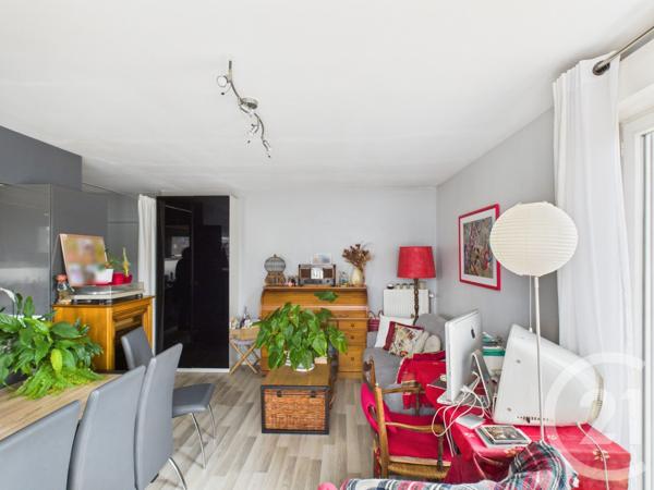 Appartement F3 à vendre  3 pièces - 61 m2 TRAPPES - 78