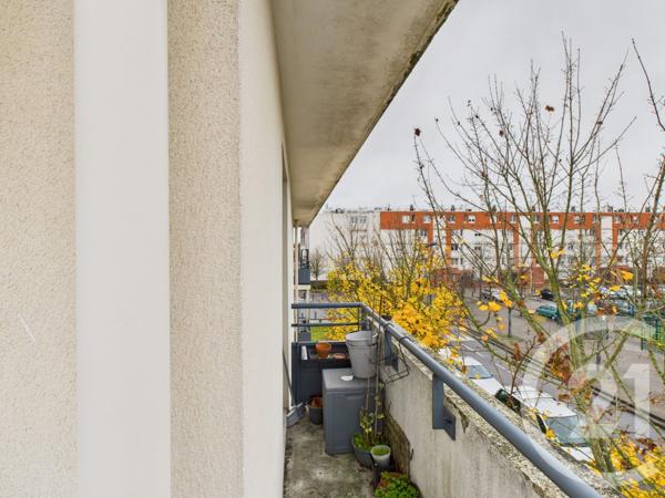 Appartement F3 à vendre  3 pièces - 61 m2 TRAPPES - 78