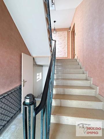 OYONNAX CENTRE – Maison 207 m² –  3 garages