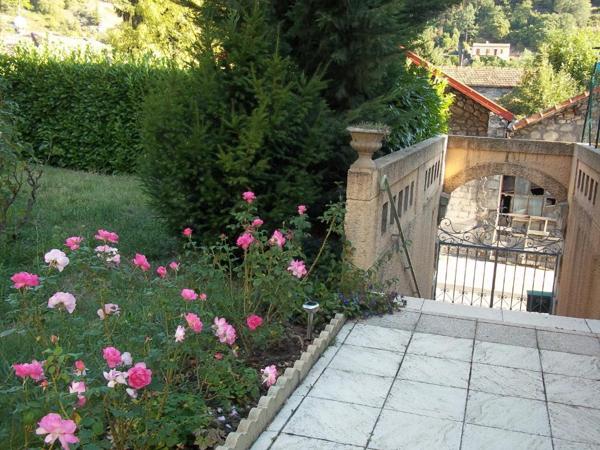 Vente / Ensemble de 2 maisons