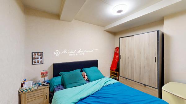 Appartement de 83 m² indépendant avec surface commerciale vitrée