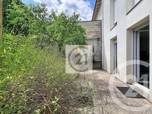 Appartement à vendre  2 pièces - 47 m 2   NANCY  - 54