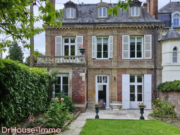 Maison à vendre 11 pièces de 273 m²