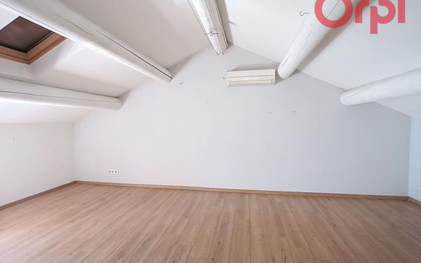 Maison à vendre    7 pièces • 168 m2 Le Pontet