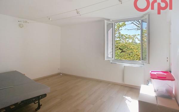 Maison à vendre    7 pièces • 168 m2 Le Pontet
