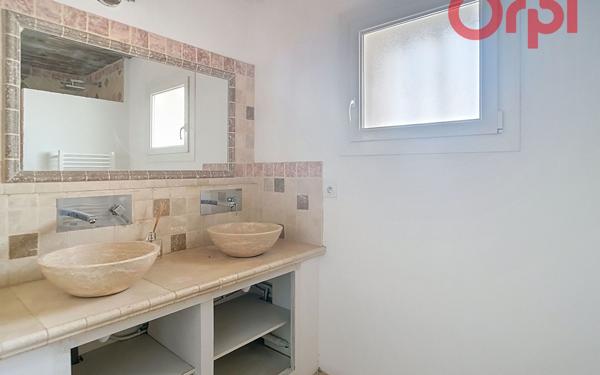 Maison à vendre    7 pièces • 168 m2 Le Pontet