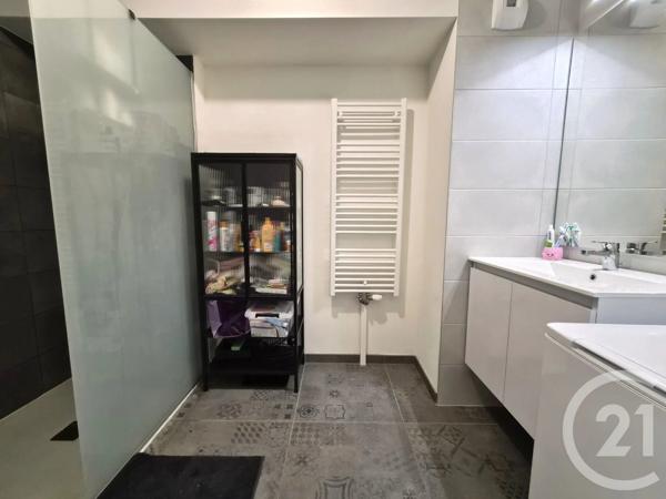Appartement F3 à vendre  3 pièces - 69,60 m 2   THIONVILLE  - 57